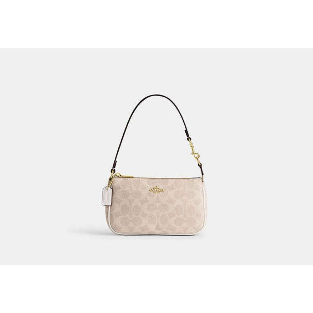 Nolita 19 In Signature Canvas
